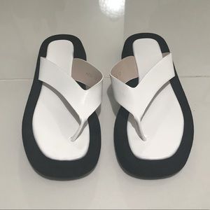 SHEIN Minimal Platform Flip-flops